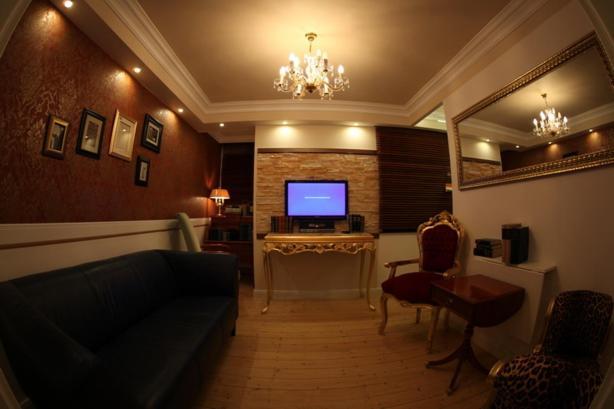 Golden Apartments إسن المظهر الخارجي الصورة