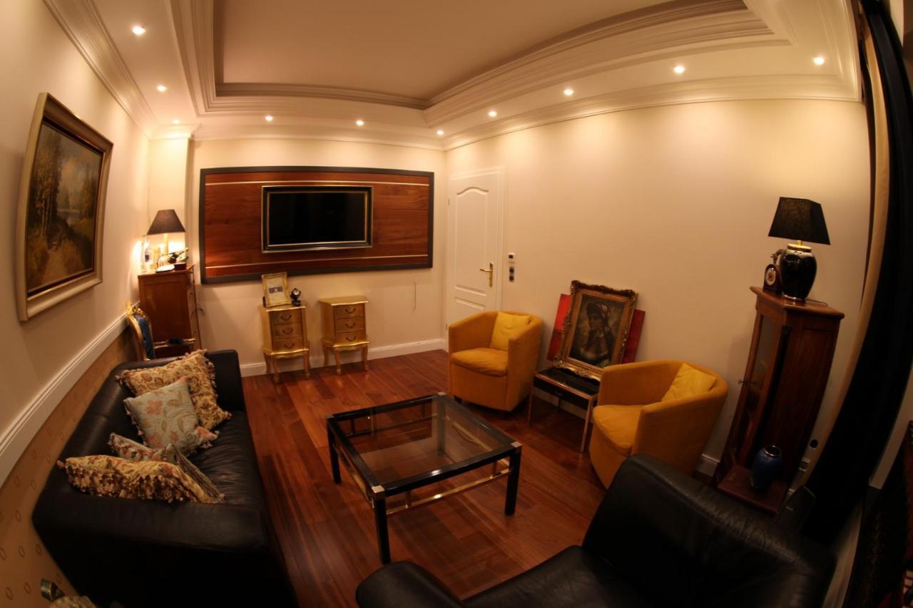 Golden Apartments إسن المظهر الخارجي الصورة